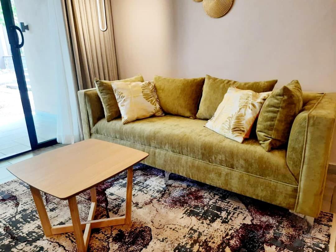 בלנטייר Instahomes By Tru - Garden Suites מראה חיצוני תמונה