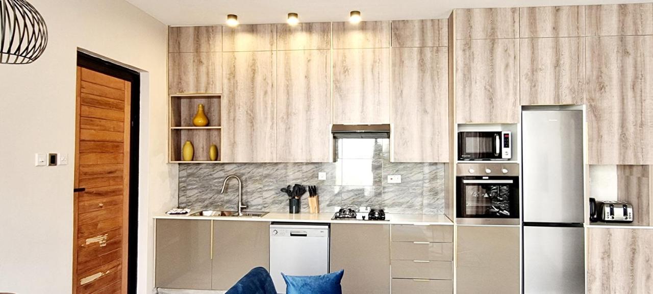 בלנטייר Instahomes By Tru - Garden Suites מראה חיצוני תמונה